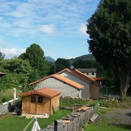 En Auvergne Proche Vulcania Hébergement de vacances