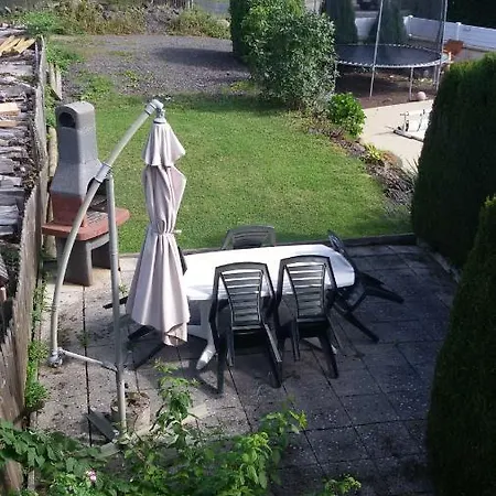 En Auvergne Proche Vulcania Hébergement de vacances Saint-Genès-Champanelle